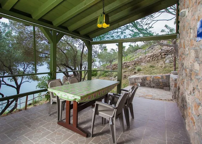 Buc-vila Nada Hébergement de vacances *